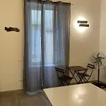 Appartement Casa Khris Napels
