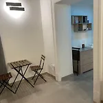 Casa Khris * نابولي